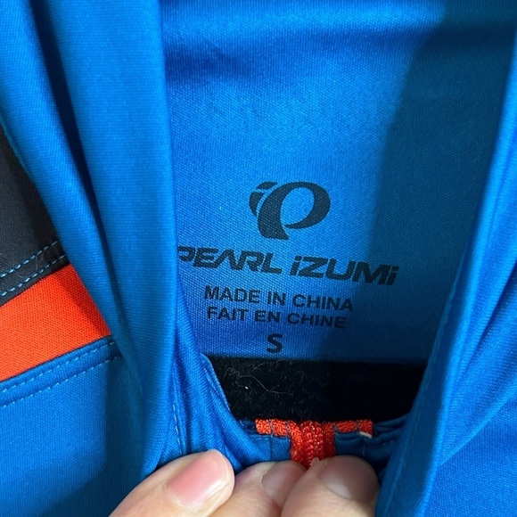 Pearl Izumi Quarter Zip Cycling Sweatshirt - Picture 4 of 6